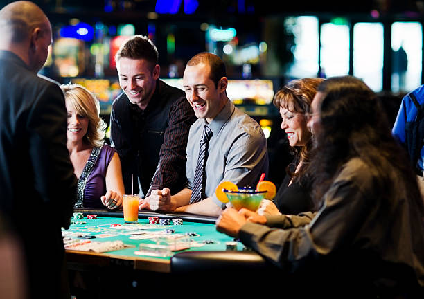 Casino Hold'em live dealer at super888 slot